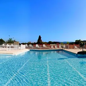 Le Domaine Du Thronnet Aparthotel
